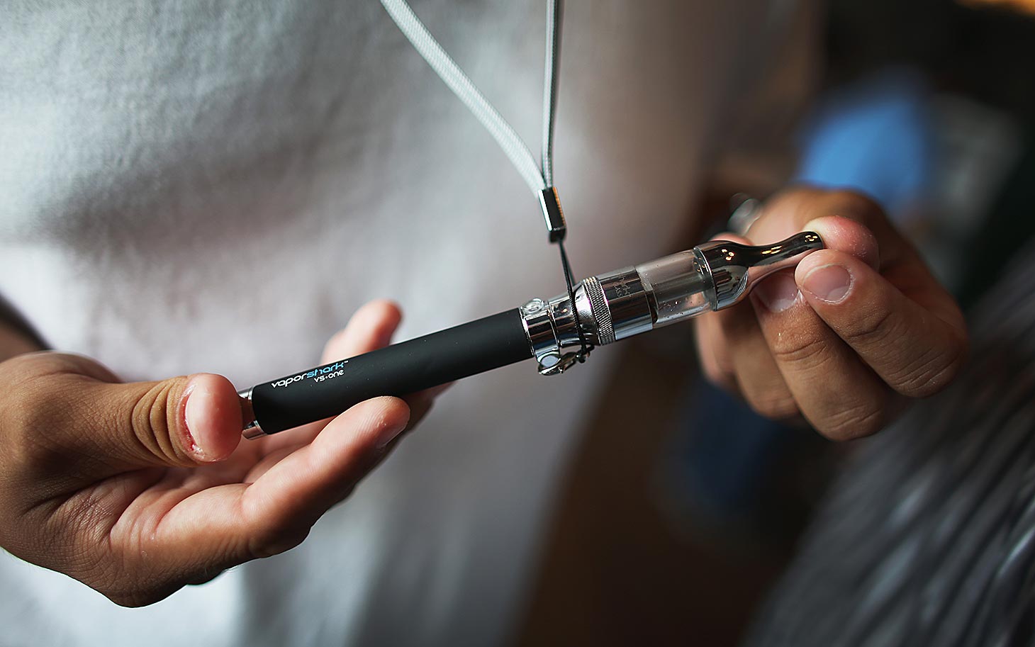 E Cigarettes Become Popular Alternative